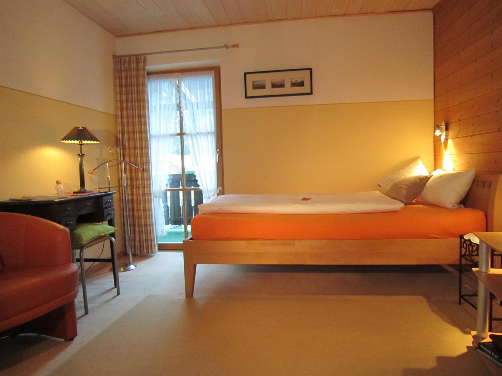 Gaestehaus Unruh โอเบอร์อัมเมอร์เกา ภายนอก รูปภาพ