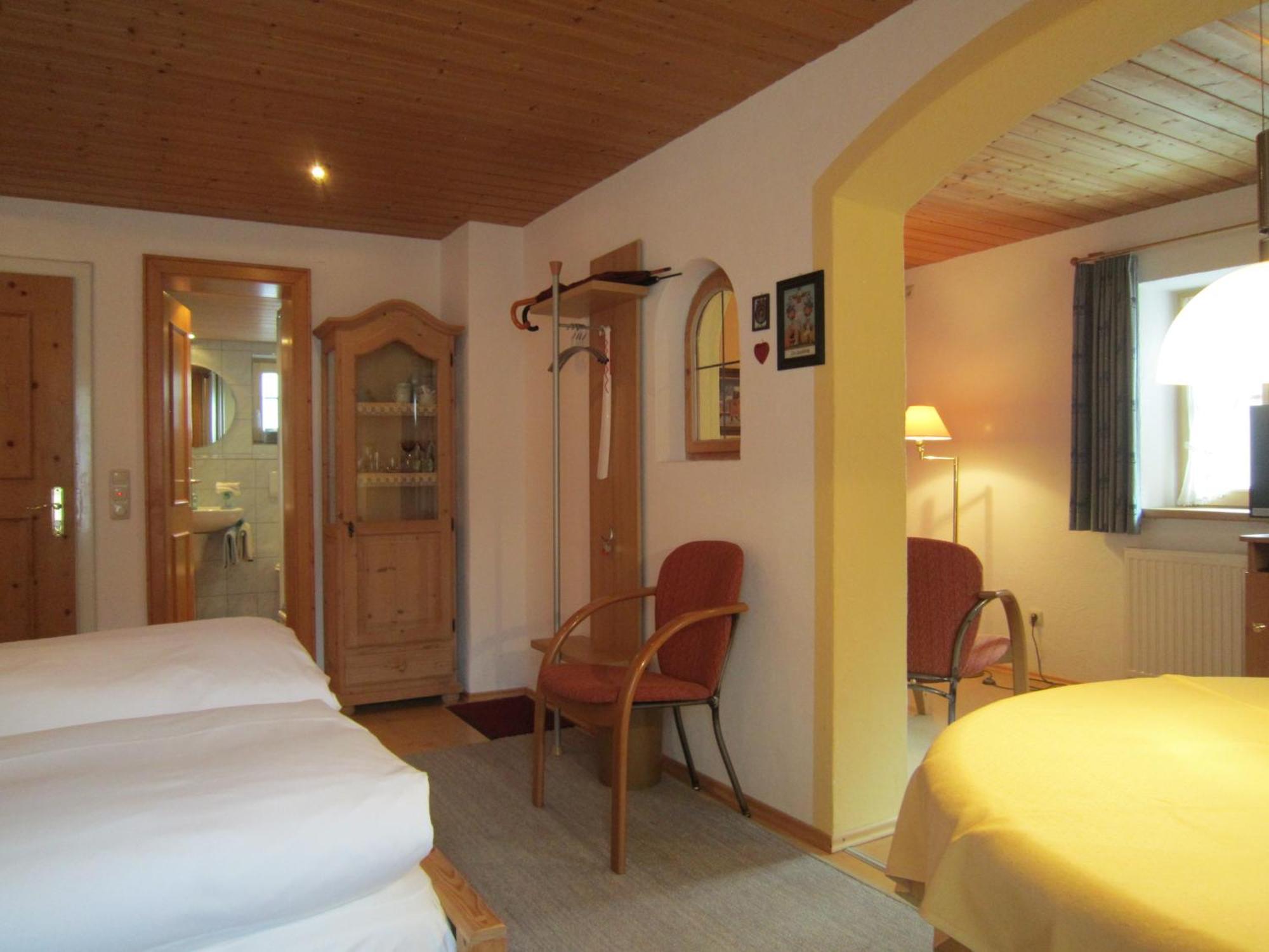 Gaestehaus Unruh โอเบอร์อัมเมอร์เกา ภายนอก รูปภาพ